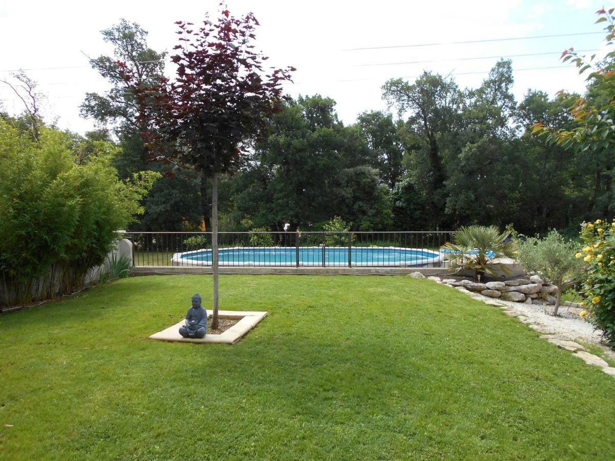 Chez Lulu Hotel Saint-Saturnin-les-Apt Exterior photo